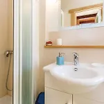 Apartment Gorgeous In Barbat