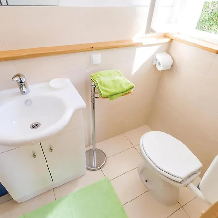 Amazing Apartment In Barbat Barbat na Rabu
