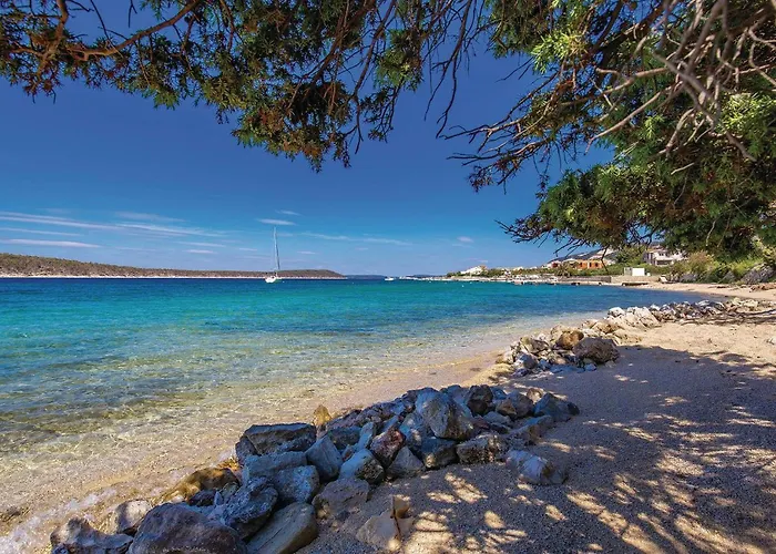 Apartment Amazing In Barbat *